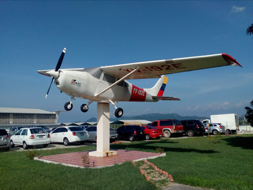 Centro de Instrucción de Aeronaútica Civil