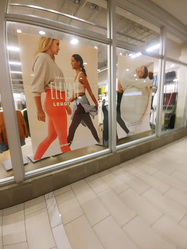 Clothing Store «Old Navy», reviews and photos, 2828 E 3rd St, Bloomington, IN 47401, USA