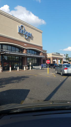 Grocery Store «Kroger», reviews and photos, 6660 Poplar Ave, Germantown, TN 38138, USA