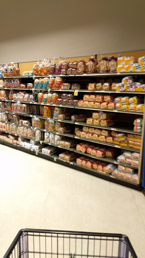 Grocery Store «Metro Market», reviews and photos, 1123 N Van Buren St, Milwaukee, WI 53202, USA