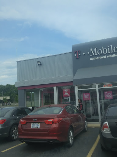 T-Mobile, 37310 S Gratiot Ave, Charter Twp of Clinton, MI 48036, USA, 