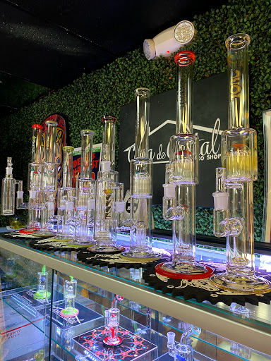 Tobacco Shop «Casa de Cristal Tobacco Shop», reviews and photos, 933 SW 87th Ave, Miami, FL 33174, USA