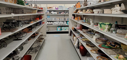 Thrift Store «Goodwill», reviews and photos, 1450 SE Discovery Lane, Warrenton, OR 97146, USA