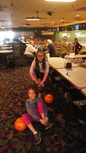 Bowling Alley «Ward Parkway Lanes», reviews and photos, 1523 W 89th St, Kansas City, MO 64114, USA