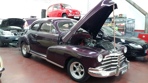 Auto-Taller Canigó en Olot, Girona