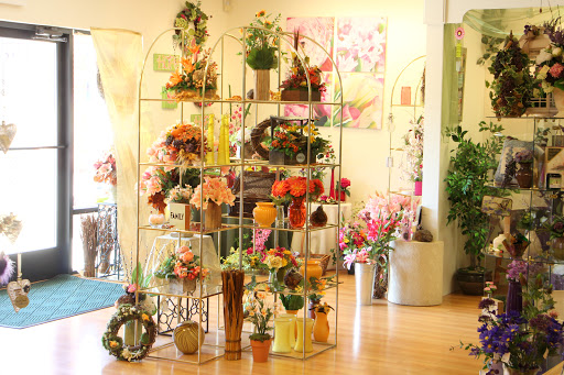 Florist «Bakanas Flowers And Gifts», reviews and photos, 27 N Maple Ave, Marlton, NJ 08053, USA