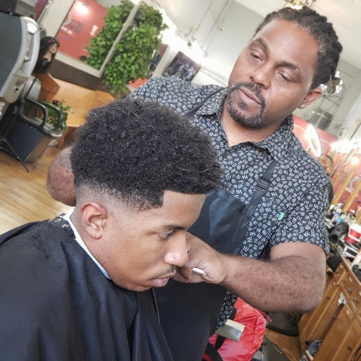 Barber Shop «Legends Barber Shop», reviews and photos, 431 N Fairfax Ave, Los Angeles, CA 90036, USA