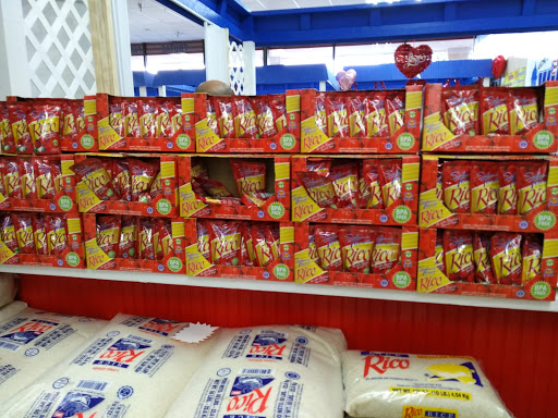 Clothing Store «GoodWill», reviews and photos, 1356 E Vine St, Kissimmee, FL 34744, USA