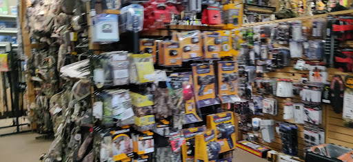 Outdoor Sports Store «D&R Sports Center», reviews and photos, 8178 W Main St, Kalamazoo, MI 49009, USA