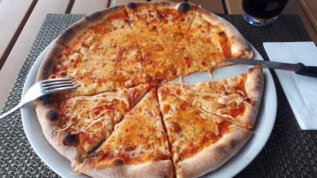 Rezensionen über Mercato Pizza Kurier, Delikatessen + Takeout in Sursee - Restaurant