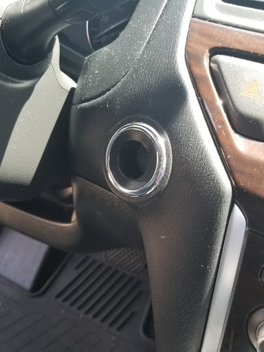 Car Wash «Camarillo Smog Car Wash & Quick Lube», reviews and photos, 4021 Adolfo Rd, Camarillo, CA 93012, USA