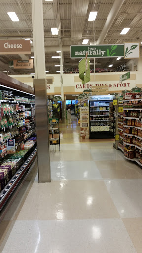 Grocery Store «Fred Meyer», reviews and photos, 777 NW Kings Blvd, Corvallis, OR 97330, USA