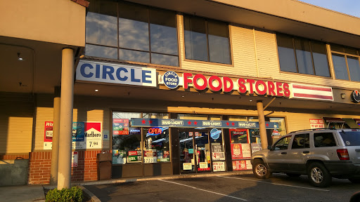 Circle Food Store, 2000 Benson Rd S, Renton, WA 98055, USA, 