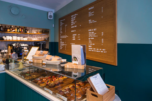 Restaurant and bakery Levain