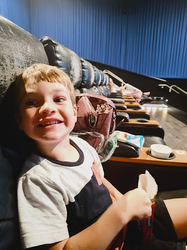 Movie Theater «Regal Cinemas Park Place 16 & RPX», reviews and photos, 7200 US-19, Pinellas Park, FL 33781, USA