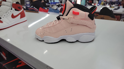 Shoe Store «WSS», reviews and photos, 4430 Holt Blvd, Montclair, CA 91763, USA