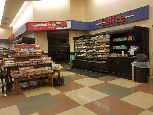 Grocery Store «Hannaford Supermarket», reviews and photos, 175 Broad St, Glens Falls, NY 12801, USA