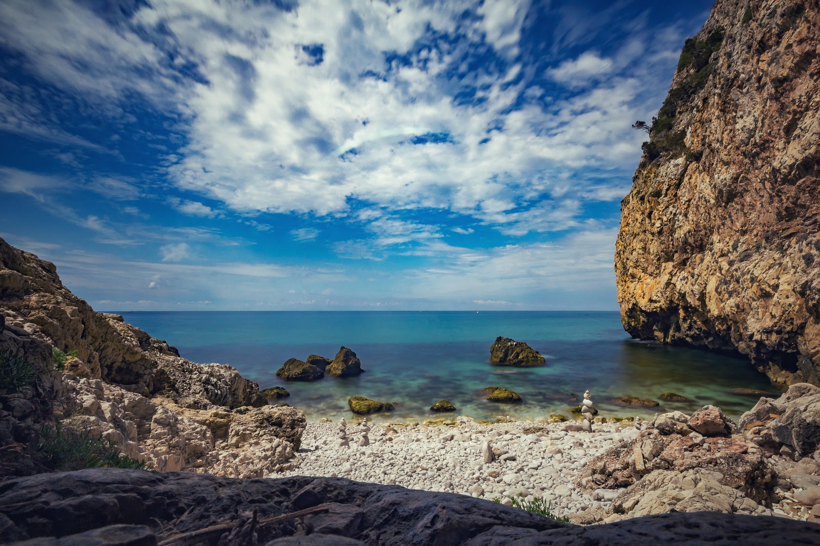 Spiaggia Dei Prigionieri的照片 带有微海湾