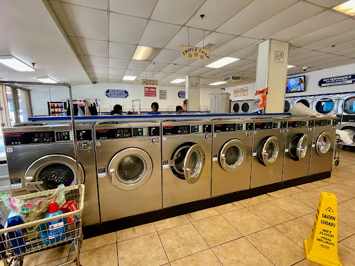 Laundromat «Launderland Coin Laundry», reviews and photos, 1160 Sunflower Ave, Costa Mesa, CA 92626, USA