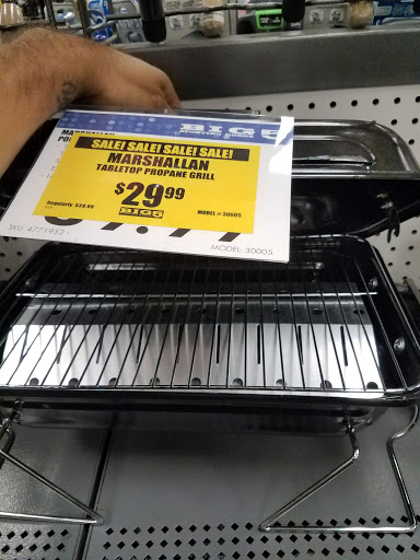 Sporting Goods Store «Big 5 Sporting Goods - Lakewood», reviews and photos, 5247 Lakewood Blvd, Lakewood, CA 90712, USA