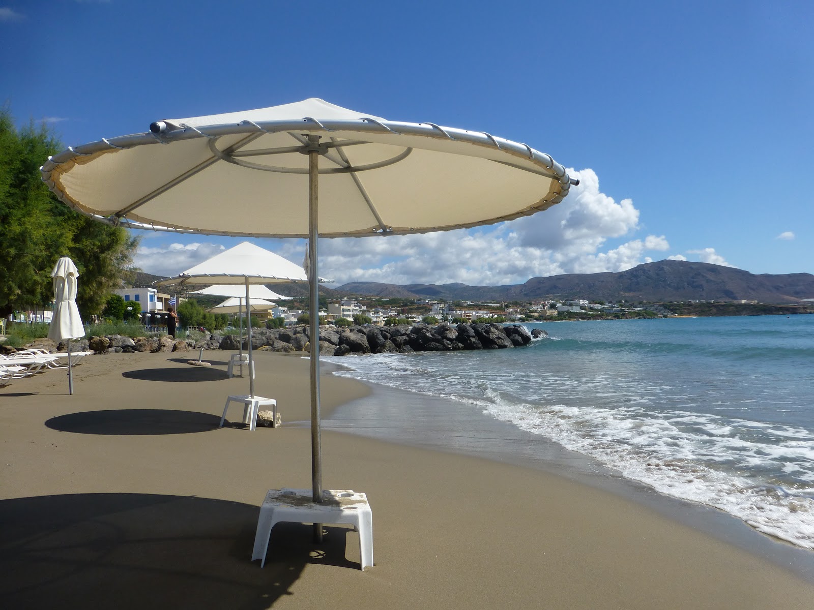 Foto von Katovigli beach mit sehr sauber Sauberkeitsgrad