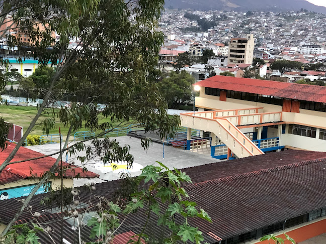 Opiniones de Unidad Educativa San Juan Bautista "La Salle Loja" en Loja - Escuela