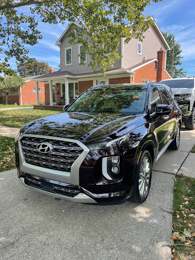 Car Dealer «LaFontaine Toyota», reviews and photos, 2027 S Telegraph Rd, Dearborn, MI 48124, USA