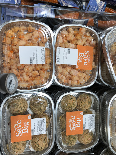 Grocery Store «Whole Foods Market», reviews and photos, 90 E Putnam Ave, Greenwich, CT 06830, USA