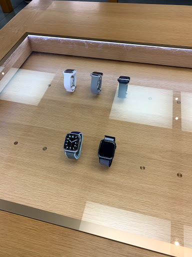 Computer Store «Apple Fashion Place», reviews and photos, 6191 State St, Murray, UT 84107, USA