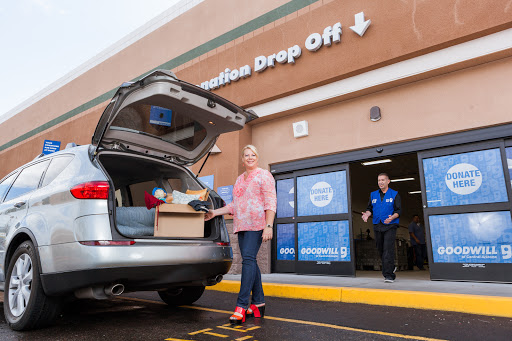 Union Hills Goodwill Donation Center, 8251 W Union Hills Dr, Glendale, AZ 85308, Donations Center