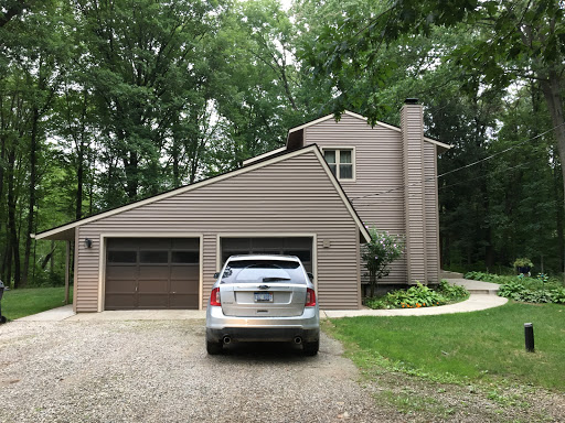 Roofing Contractor «Timbercrest Home Improvements», reviews and photos, 7043 Mancour Dr, Grand Blanc, MI 48439, USA