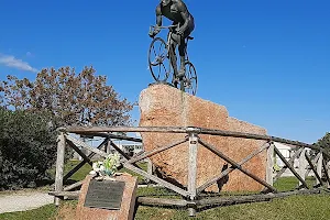 Monumento a Marco Pantani image