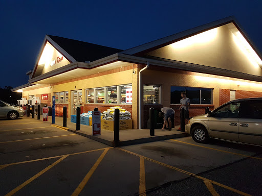 Convenience Store «Kwik Trip #447», reviews and photos, 8225 Crossings Blvd, Shakopee, MN 55379, USA