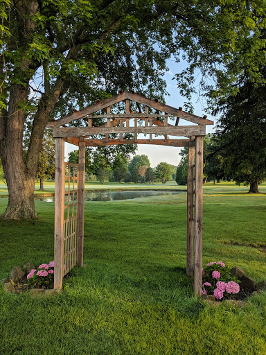 Golf Course «Deer Creek Golf Course», reviews and photos, 7691 E Liberty St, Hubbard, OH 44425, USA