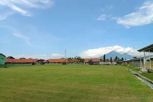 Lapangan Kenongo image
