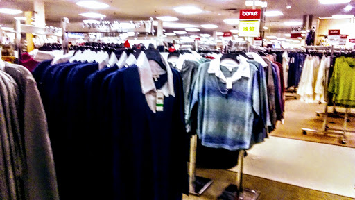 Department Store «Bon-Ton», reviews and photos, 6929 Williams Rd, Niagara Falls, NY 14304, USA