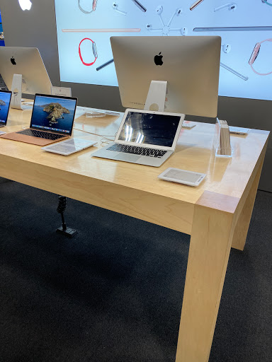 Electronics Store «Best Buy», reviews and photos, 13107 40 Rd c300, Flushing, NY 11354, USA