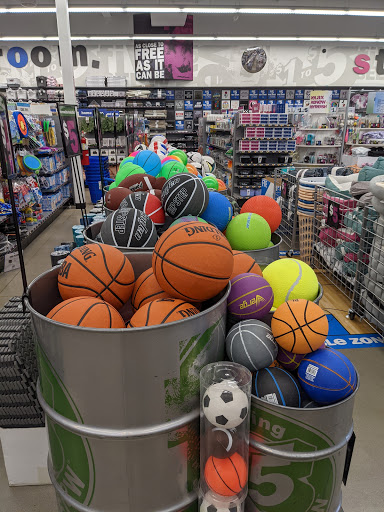 Variety Store «Five Below», reviews and photos, 781 Shoppes Blvd, North Brunswick Township, NJ 08902, USA