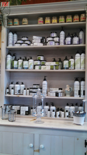 Garden Center «The Potting Shed Garden & Gifts and Urban Meadows Floral», reviews and photos, 1717 Devney Dr, Altoona, WI 54720, USA