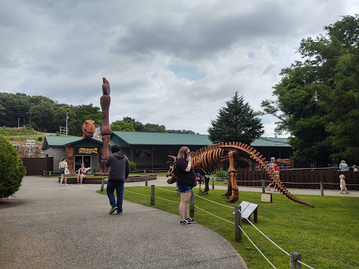 Amusement Center «Dinosaur World», reviews and photos, 711 Mammoth Cave Rd, Cave City, KY 42127, USA