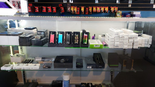 Tobacco Shop «Smokeovapor», reviews and photos, 13530 IL-59 #106, Plainfield, IL 60544, USA