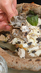 Photo n°100 de Constantia Martyrs à Paris ()