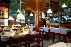 Restaurante El Tenderete image