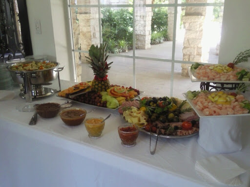 Restaurant «Glory House Catering Co», reviews and photos, 109 S Main St, Irving, TX 75060, USA