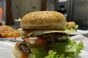 Lyka-Lyque Smash Burger image