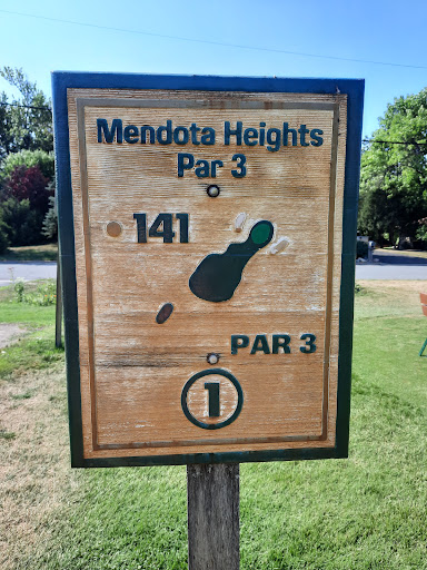 Golf Course «Mendota Heights Par 3 Golf Crs», reviews and photos, 1695 Dodd Rd, Mendota Heights, MN 55118, USA