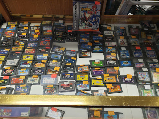 Video Game Store «Toy Box Video Games», reviews and photos, 5635 Dixie Hwy, Waterford Twp, MI 48329, USA