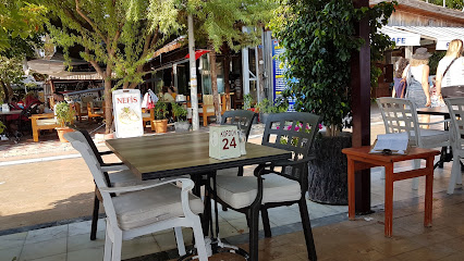 Monalisa Cafe restoran