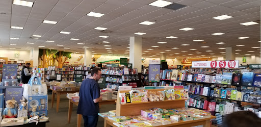Book Store «Barnes & Noble bookstore», reviews and photos, 4005 N 10th St, McAllen, TX 78504, USA