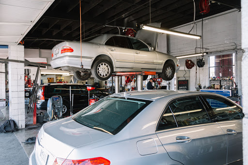 Auto Repair Shop «Dynamic Performance», reviews and photos, 1717 N Sepulveda Blvd, Manhattan Beach, CA 90266, USA